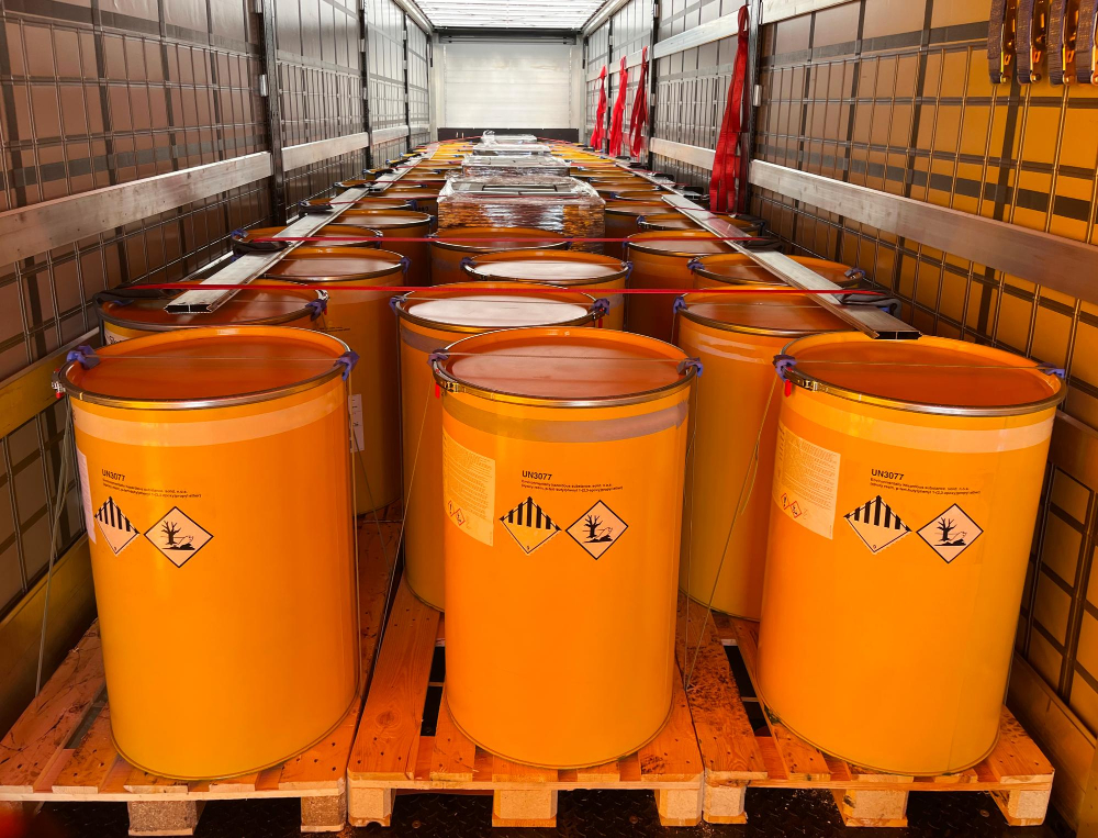 clinical-waste-disposal-img2
